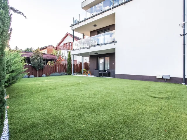 Eladó lakás Pécs, Mecsekoldal, Jakabhegyi út 70 nm