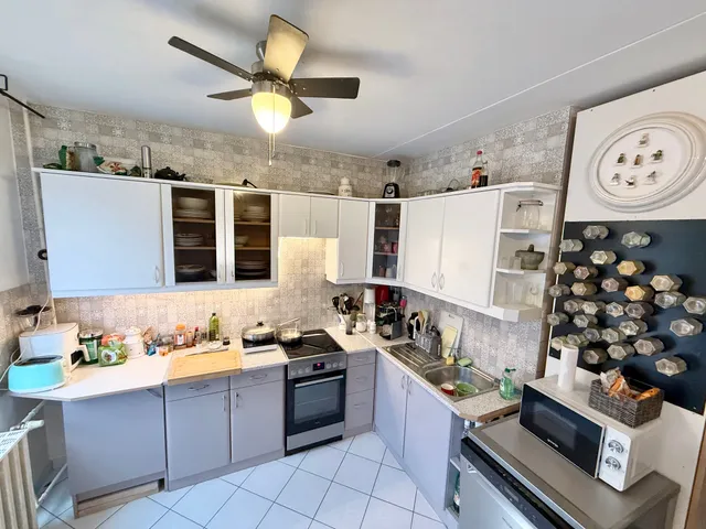 Eladó lakás Pécs, Kertváros, Kis-Réti u.  59 nm