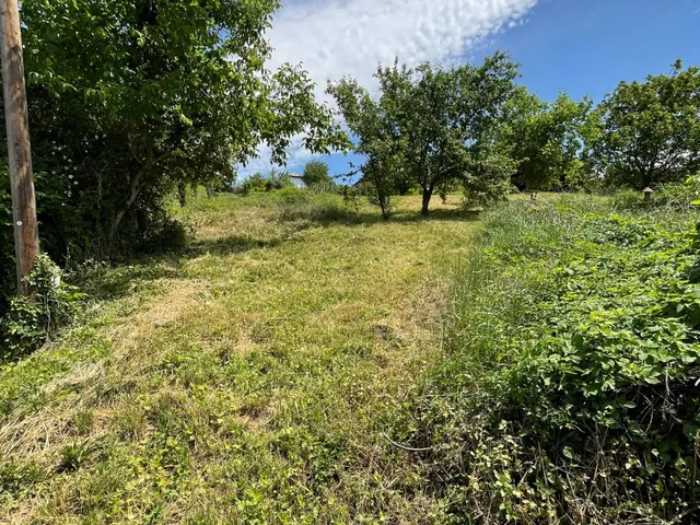 Eladó telek Pécs 845 nm