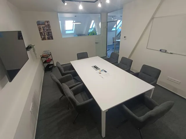 Kiadó kereskedelmi és ipari ingatlan Pécs 40 nm