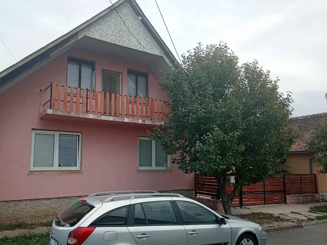 Eladó ház Siklós 160 nm