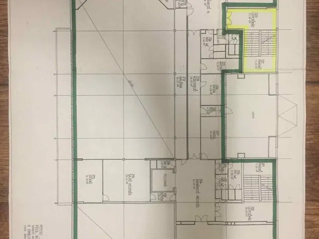 Eladó kereskedelmi és ipari ingatlan Pécs 500 nm