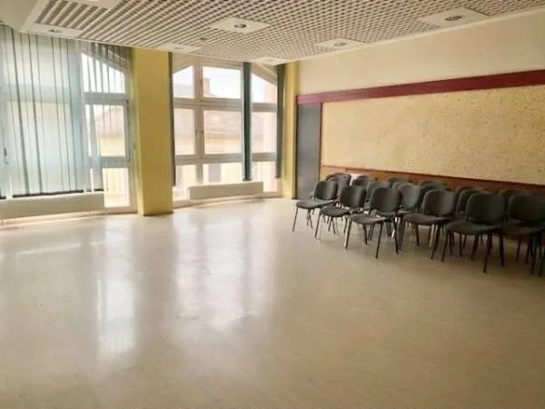 Kiadó kereskedelmi és ipari ingatlan Pécs 500 nm