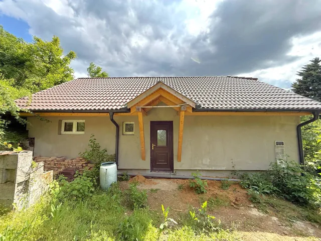 Eladó ház Pécs 63 nm