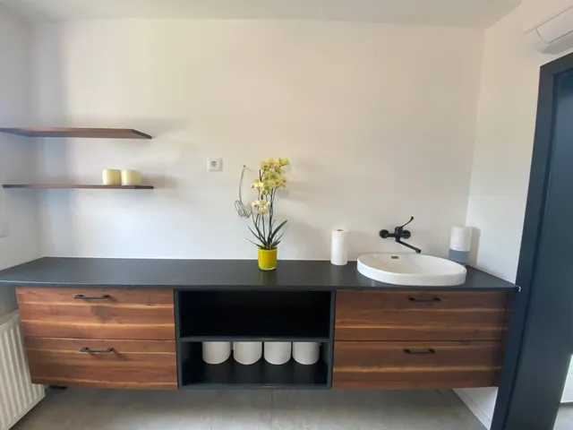 Kiadó ház Pécs 150 nm