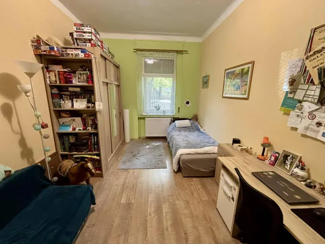 Eladó lakás Pécs 92 nm