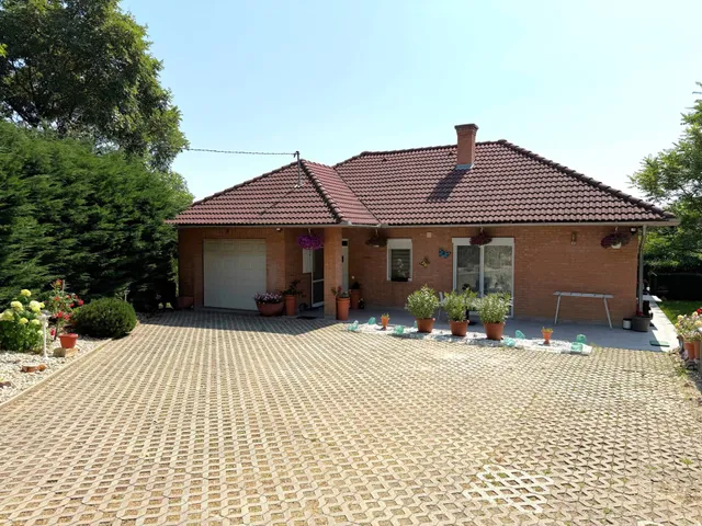 Eladó ház Pécs 188 nm