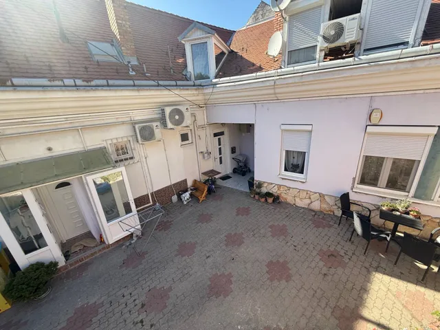 Eladó lakás Pécs 91 nm