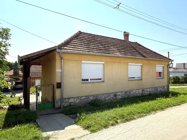 Eladó ház Oroszló 60 nm