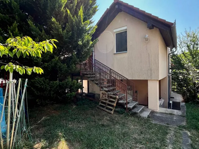 Eladó lakás Pécs 118 nm