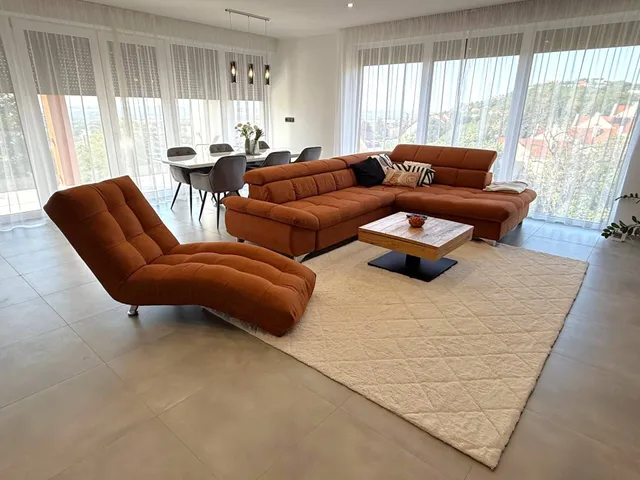 Eladó ház Pécs 201 nm