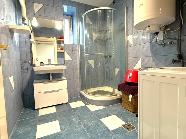 Eladó lakás Pécs 94 nm