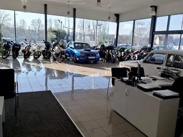 Eladó kereskedelmi és ipari ingatlan Kaposvár 1000 nm