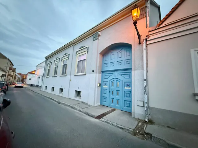 Kiadó lakás Pécs 52 nm