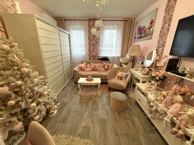 Eladó lakás Pécs, Kertváros, Krisztina 35 nm