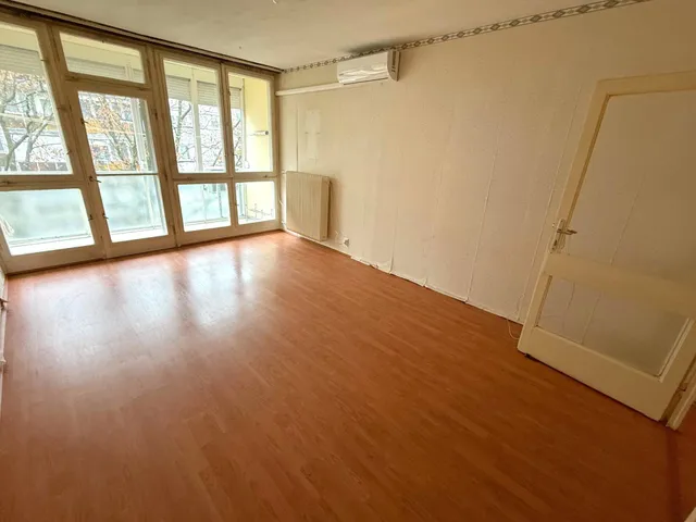 Eladó lakás Pécs 61 nm