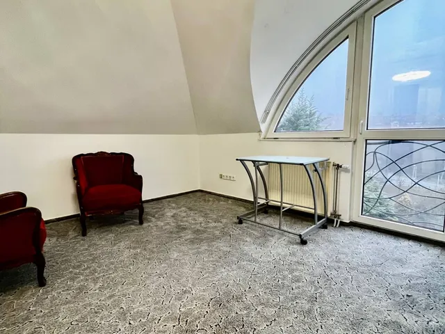 Kiadó ház Pécs 150 nm