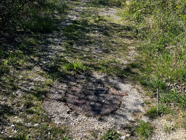 Eladó telek Pécs 2300 nm