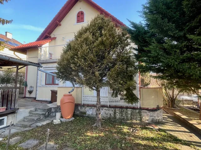 Eladó ház Pécs 187 nm