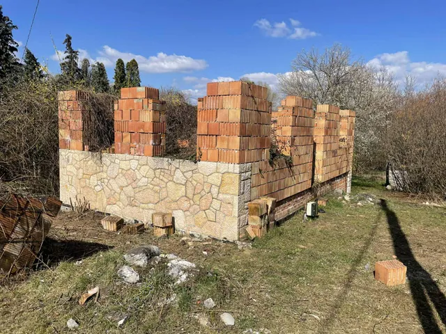 Eladó telek Pécs 647 nm