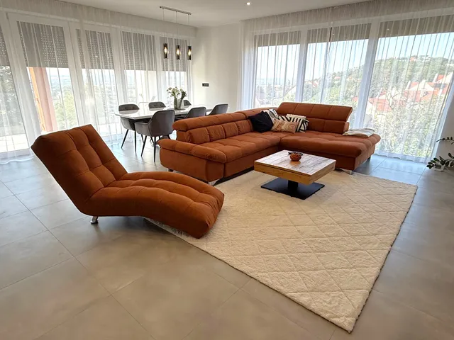 Eladó ház Pécs, Mecsekoldal 201 nm