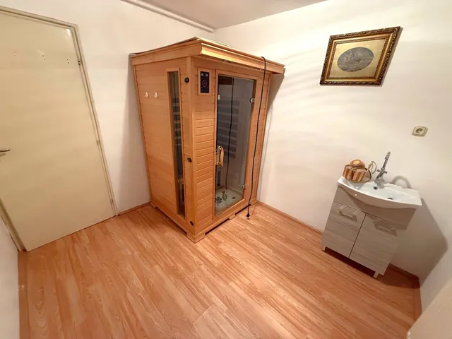 Eladó ház Pécs 230 nm