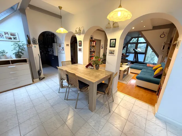 Eladó lakás Pécs, Ürög 110 nm