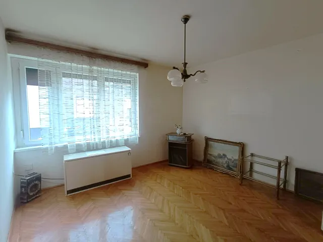 Eladó lakás Pécs, Belváros 64 nm