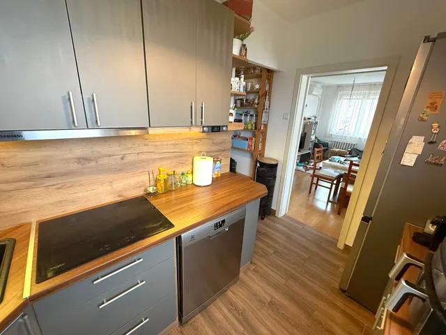 Eladó lakás Pécs, Kertváros, Illyés Gyula út 72 nm