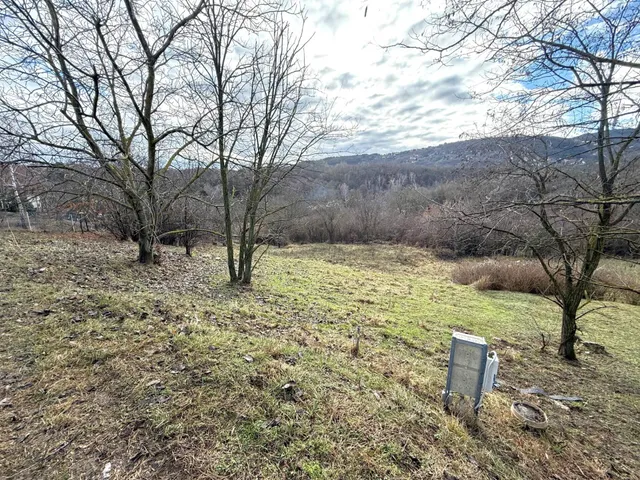 Eladó telek Pécs 1051 nm