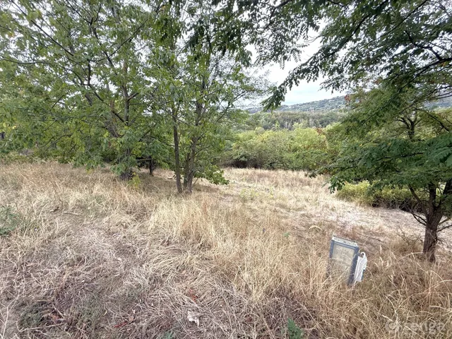 Eladó telek Pécs 1051 nm