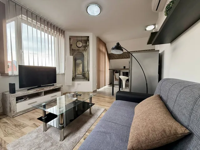 Eladó lakás Pécs, Egyetemváros 67 nm