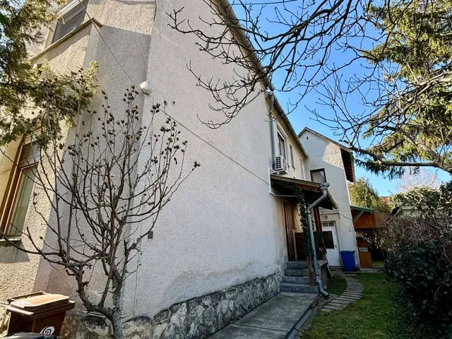 Eladó ház Pécs 179 nm