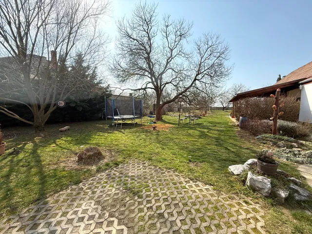 Eladó ház Pogány 102 nm