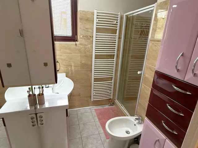 Eladó lakás Pécs 92 nm