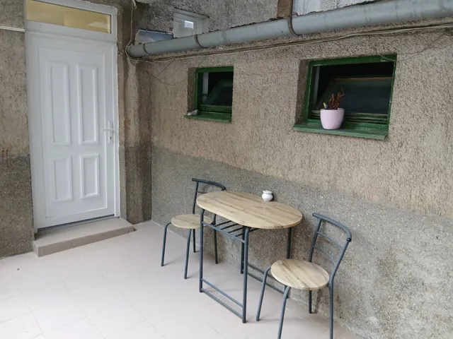 Eladó lakás Pécs 45 nm