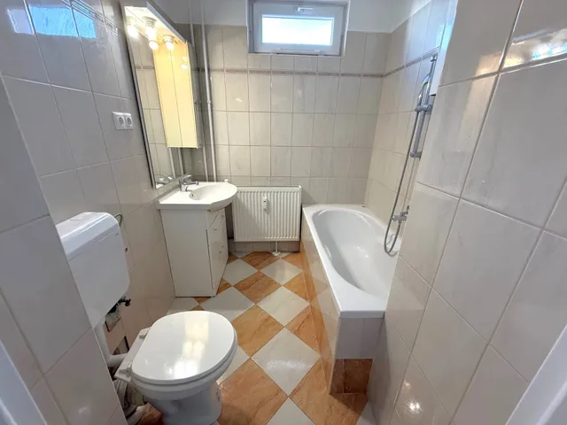 Eladó lakás Pécs 54 nm