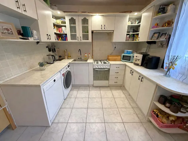 Eladó lakás Pécs, Rókusdomb, Gadó utca 80 nm