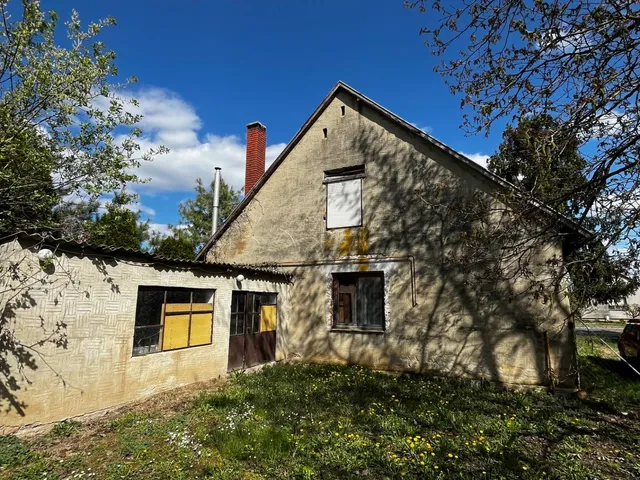 Eladó ház Diósviszló 120 nm