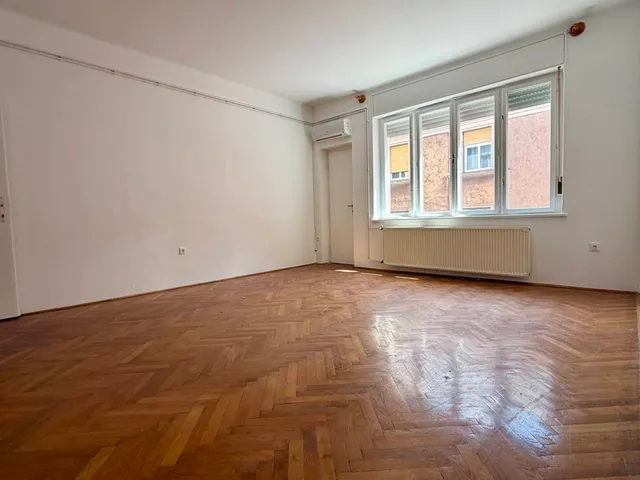 Eladó lakás Pécs 90 nm