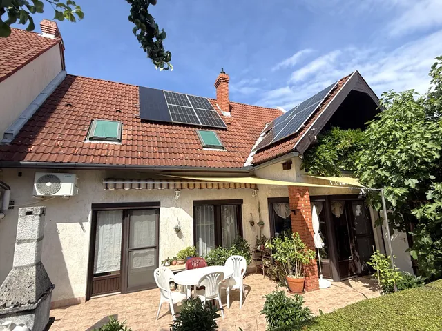 Eladó ház Pécs, Papkert 198 nm