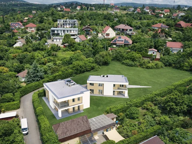 Eladó lakás Pécs, Patacs 131 nm