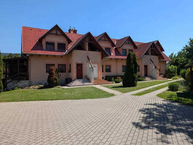 Eladó lakás Hosszúhetény 67 nm