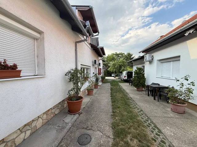 Eladó ház Pécs 330 nm