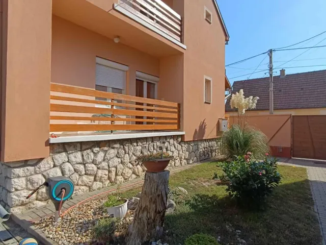 Kiadó lakás Pécs 90 nm