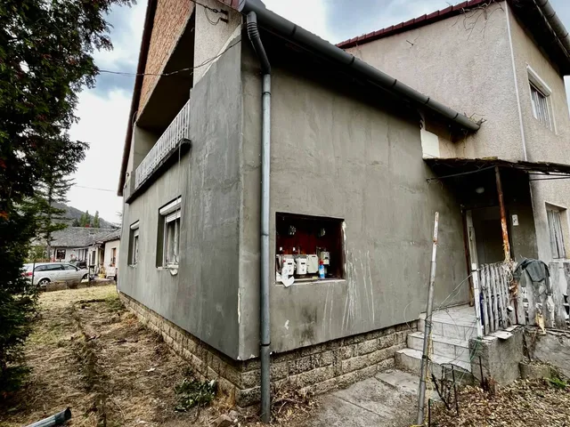 Eladó ház Hosszúhetény 170 nm