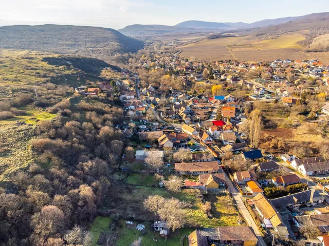 Eladó telek Pomáz 1061 nm