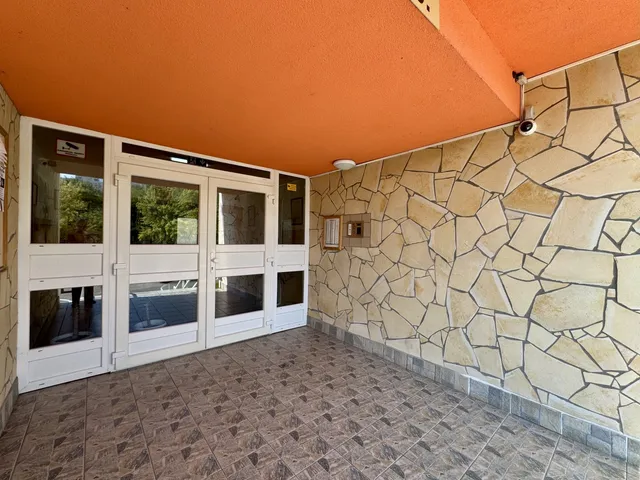 Eladó lakás Szolnok, Karcag László utca 51 nm