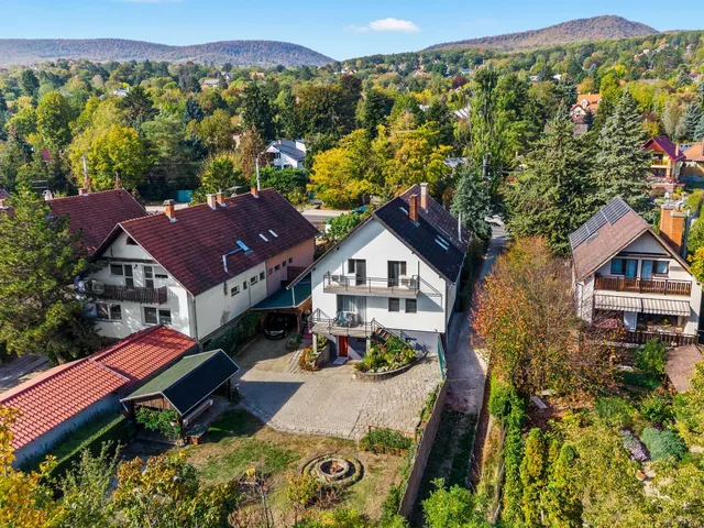 Eladó ház Leányfalu 150 nm