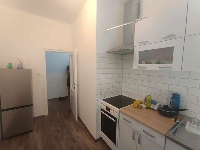 Kiadó lakás Komló 52 nm